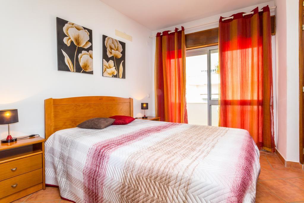 Apartamentos Arcada Quarteira Exterior photo